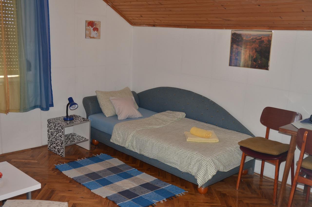 Rooms Mila Rezovac Ngoại thất bức ảnh
