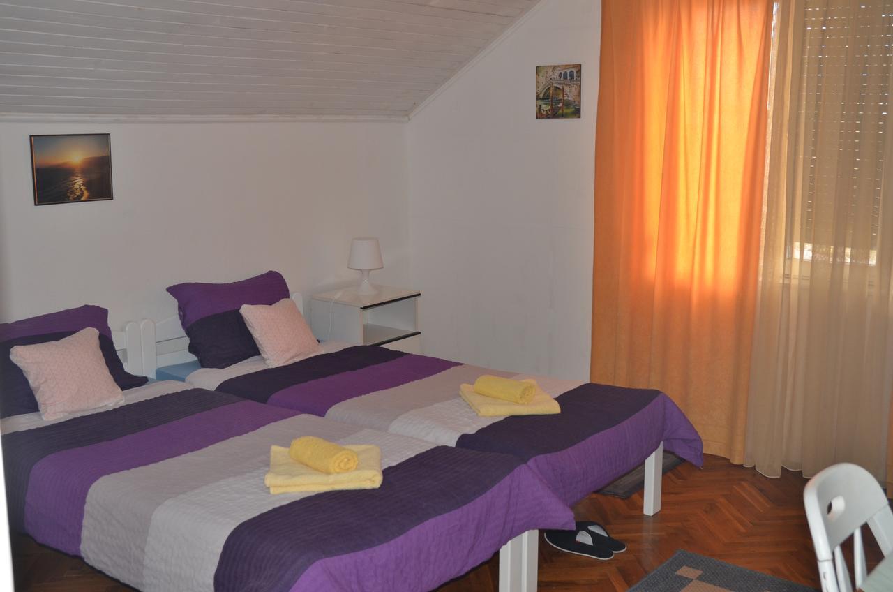 Rooms Mila Rezovac Ngoại thất bức ảnh